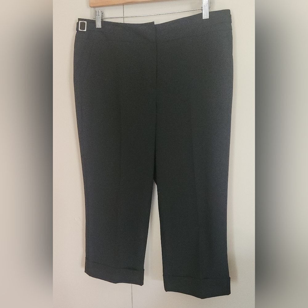P38 Larry Levine Stretch black dress cropped cuffed pants buckle detail at waist